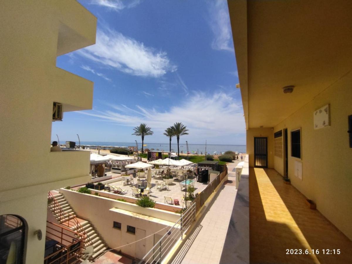 Cozy Apartment In Quarteira Exteriér fotografie