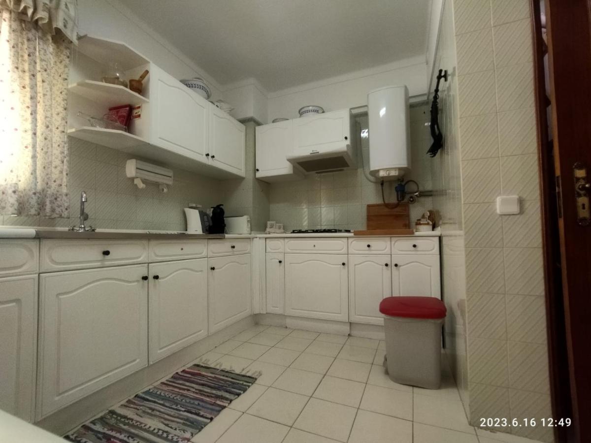 Cozy Apartment In Quarteira Exteriér fotografie